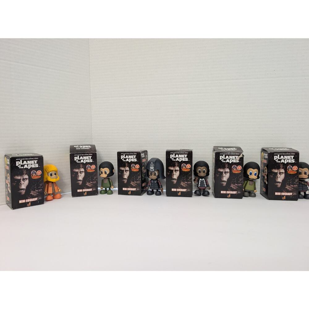 Hot Toys Planet of the Apes Mini Cosbaby Vinyl Figure Lot of 6 Vintage 2008